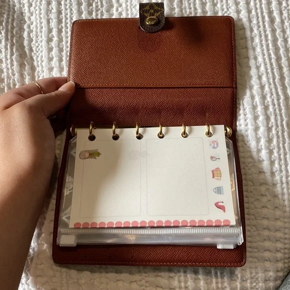 Louis Vuitton Agenda Pm. With extra bits for free included. - Picture 15 of 17